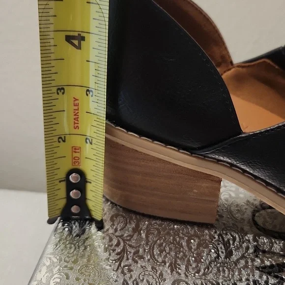 CYNTHIA ROWLEY SIZE 9 Elegant Black Leather Women's Shoes - Picture 5 of 12